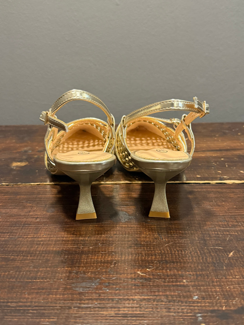 Intrecciata oro scarpa Vera pelle