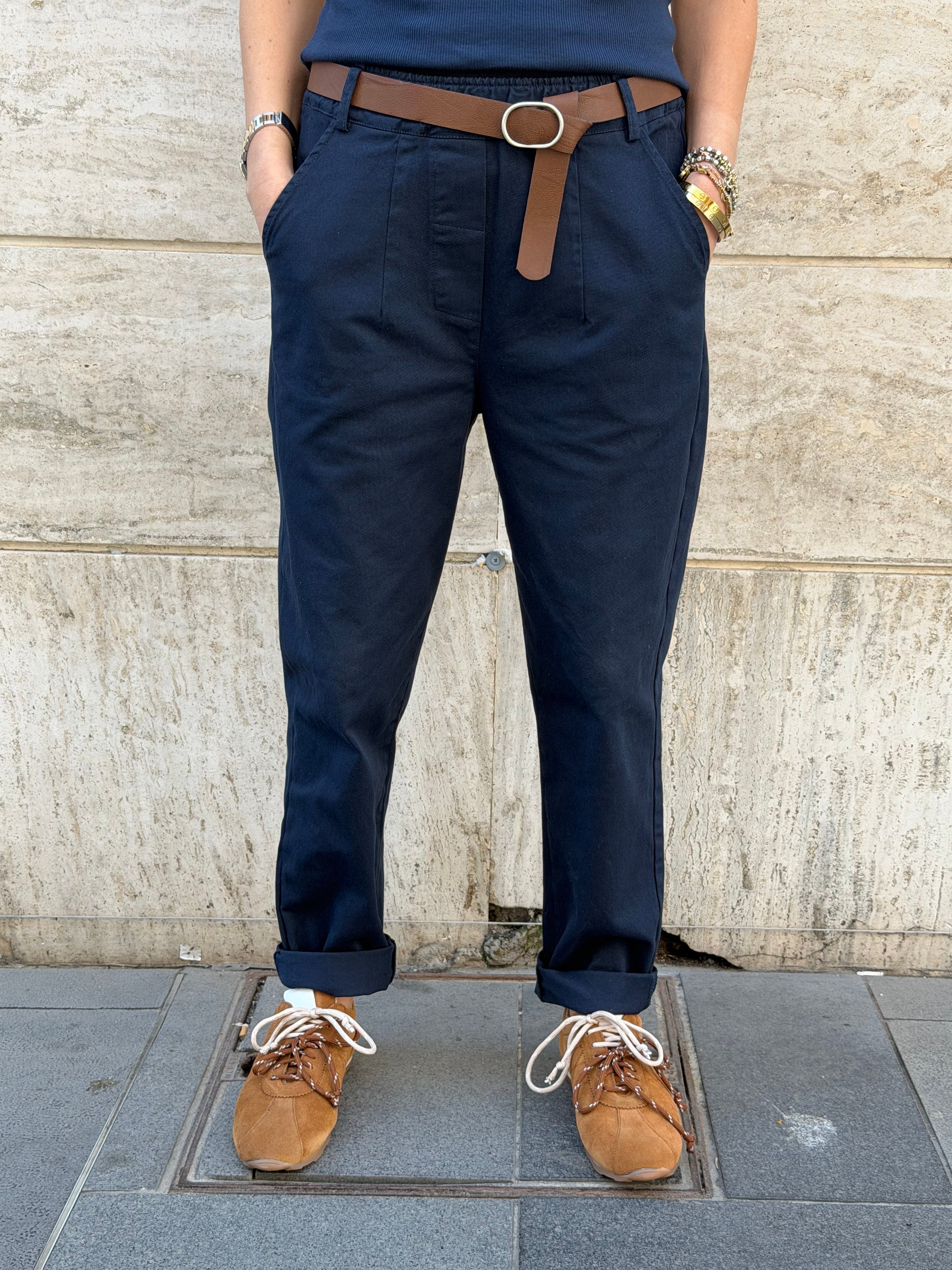 Pantalone con elastico