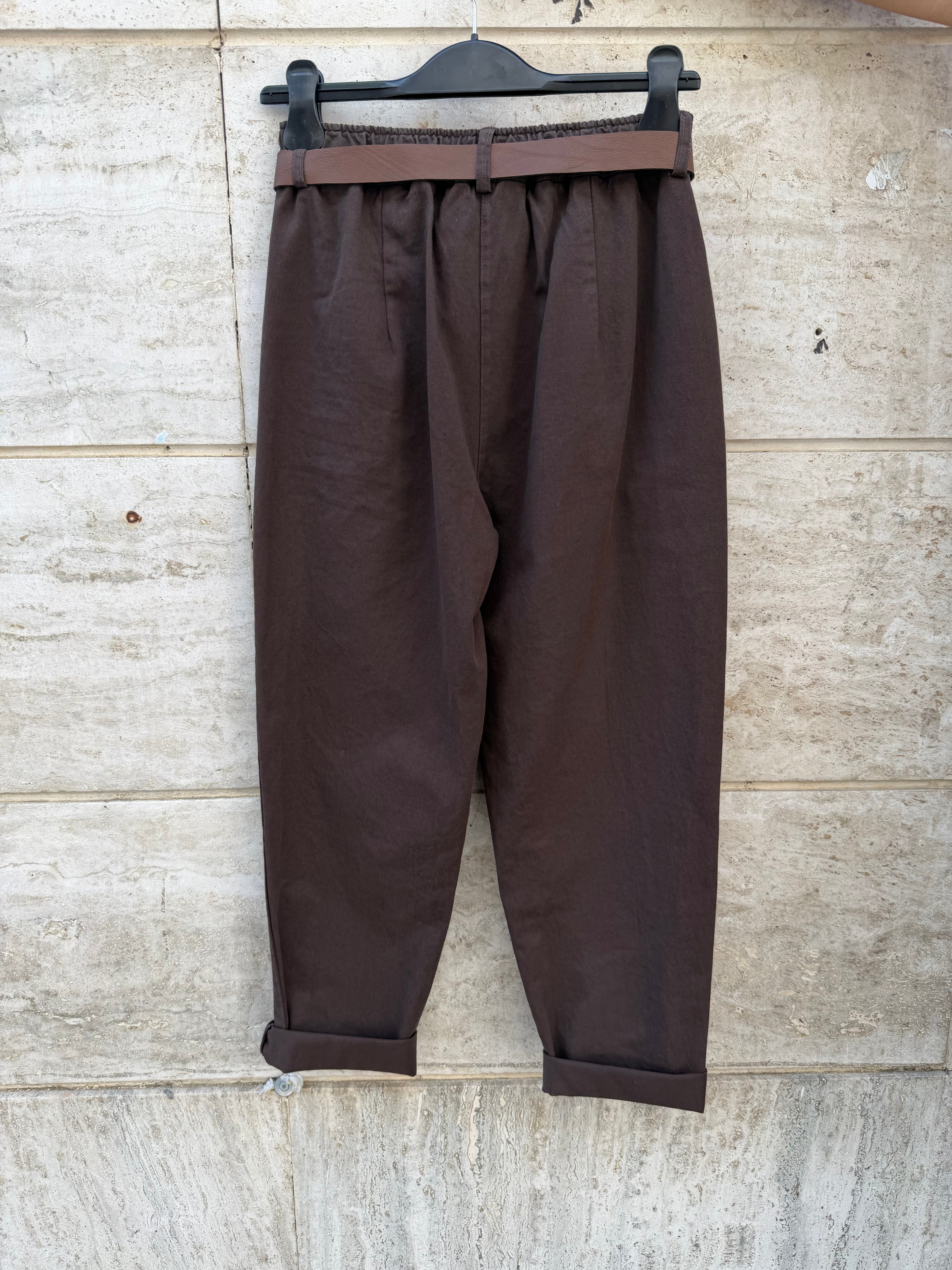 Pantalone con elastico